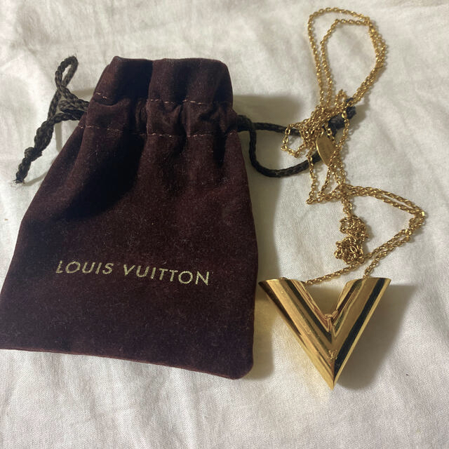 驚きの値段 LOUIS VUITTON - エッセンシャルV メンズ&レディースルイ