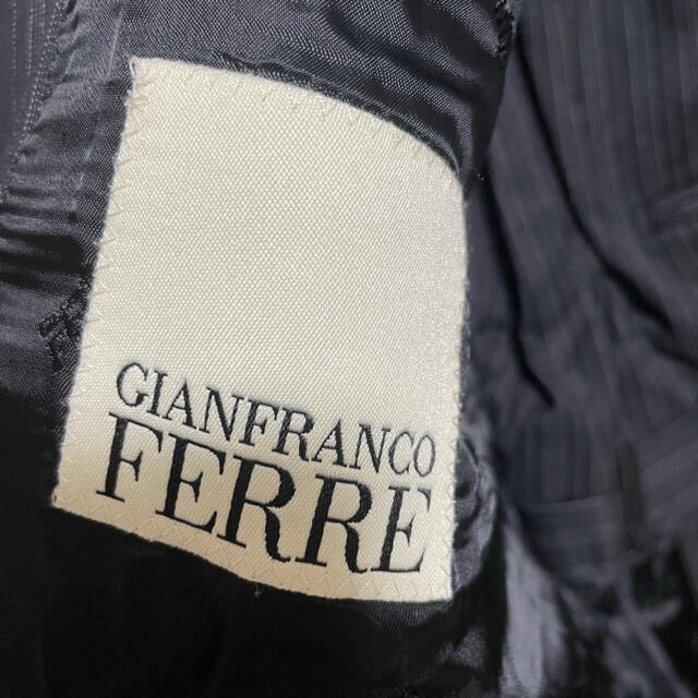 もっと値下げ‼️値下げ‼️Gianfranco Ferre ラメニットスーツ スーツ