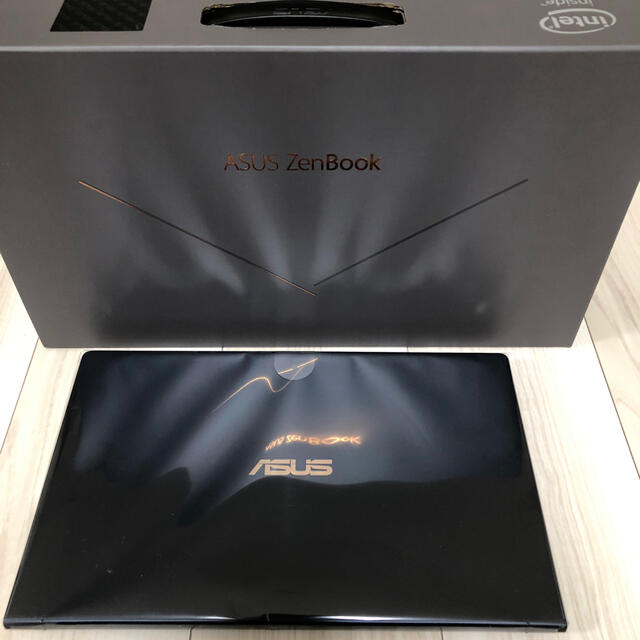 ASUS(エイスース)のASUS ZenBook 14 UX434FLC スマホ/家電/カメラのPC/タブレット(ノートPC)の商品写真