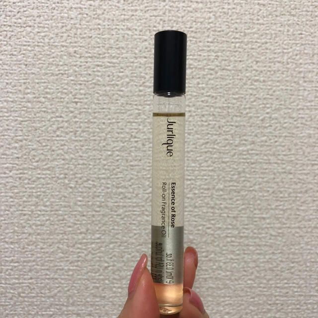 Jurlique(ジュリーク)のジュリーク　ローズ　フレグランスオイル　ロールオン　香水 10ml コスメ/美容の香水(香水(女性用))の商品写真