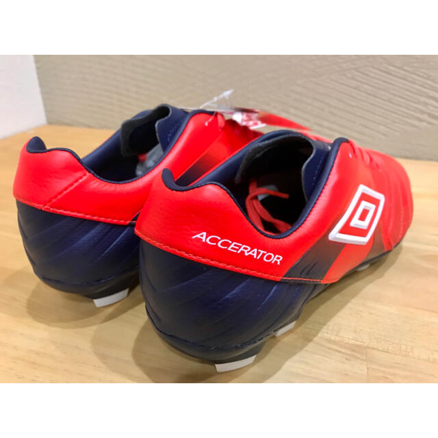 UMBRO - 【新品送料込】27cm アンブロ スパイク アクセレイター KTS 赤