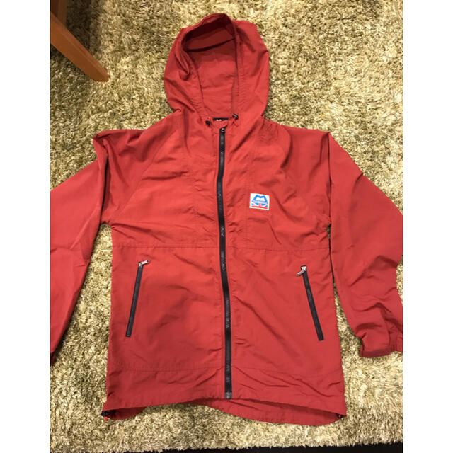 patagonia(パタゴニア)のマウンテンイクイップメント クラシック・ウィンド・ジャケット　使用頻度少　美品 メンズのジャケット/アウター(マウンテンパーカー)の商品写真