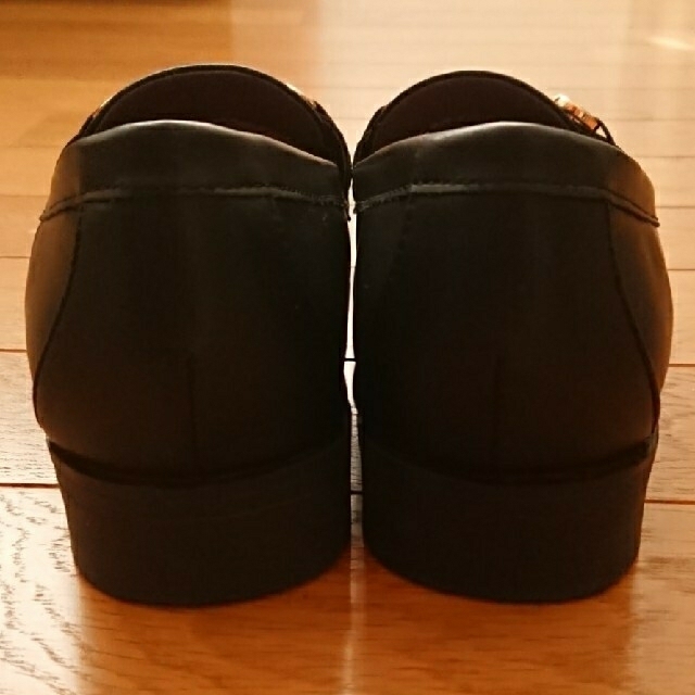 GU(ジーユー)の【美品】2020 GU ビットローファー 黒 Sサイズ レディースの靴/シューズ(ローファー/革靴)の商品写真