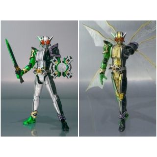 バンダイ(BANDAI)のフィギュアーツ 仮面ライダー ダブル W エクストリーム 2点セット  中古品(特撮)