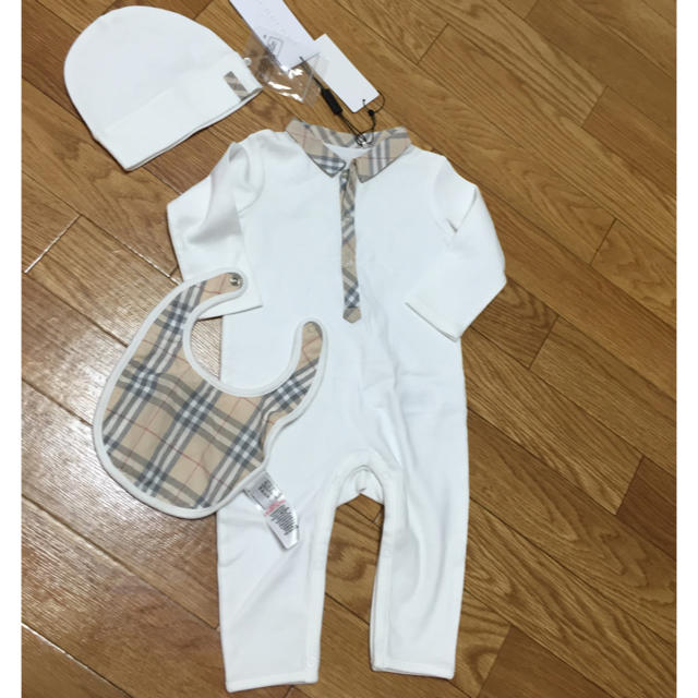 BURBERRY(バーバリー)の新品 バーバリーチルドレン ロンパース キッズ/ベビー/マタニティのベビー服(~85cm)(ロンパース)の商品写真