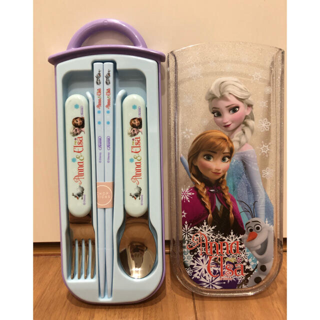 Disney(ディズニー)のアナ雪　スライド式トリオセット キッズ/ベビー/マタニティの授乳/お食事用品(スプーン/フォーク)の商品写真