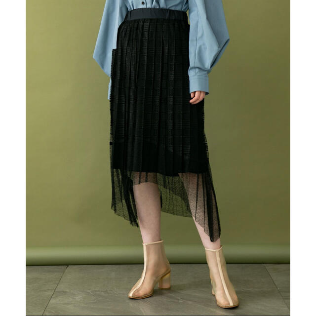 UNITED ARROWS(ユナイテッドアローズ)のプリーツスカート 黒 ユナイテッドトウキョウ UNITED TOKYO レディースのスカート(ひざ丈スカート)の商品写真