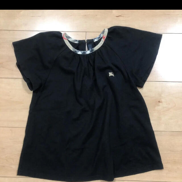 BURBERRY(バーバリー)のバーバリー　トップス　半袖　美品 キッズ/ベビー/マタニティのキッズ服女の子用(90cm~)(Tシャツ/カットソー)の商品写真