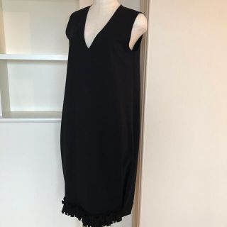 バーニーズニューヨーク(BARNEYS NEW YORK)の【本日限定SALE】ヨーコチャン 2019SS サイズ40ワンピース(ひざ丈ワンピース)