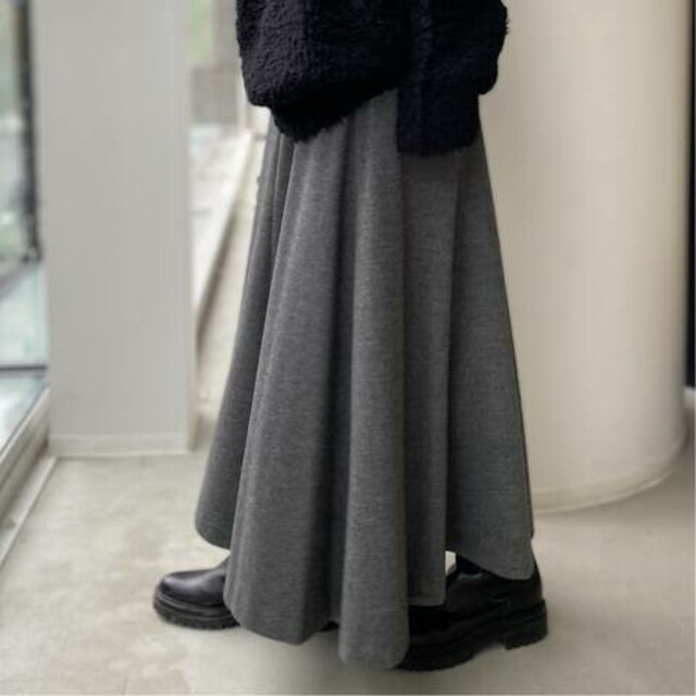 L'Appartement DEUXIEME CLASSE(アパルトモンドゥーズィエムクラス)のhiyo様専用アパルトモン Wool Asymmetry Skirt レディースのスカート(ロングスカート)の商品写真