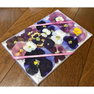 a②4点限定500円‼️銀の紫陽花が作ったパンジーのドライフラワー(ドライフラワー)