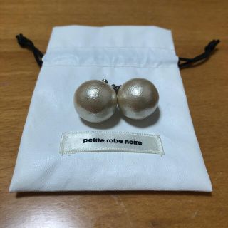 プティローブノアー(petite robe noire)のpetite rose noire✴︎パールピアス(ピアス)