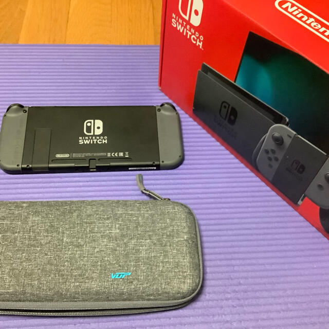 任天堂(ニンテンドウ)のNintendo Switch Joy-Con(L)/(R) グレー　中古品 エンタメ/ホビーのゲームソフト/ゲーム機本体(家庭用ゲーム機本体)の商品写真