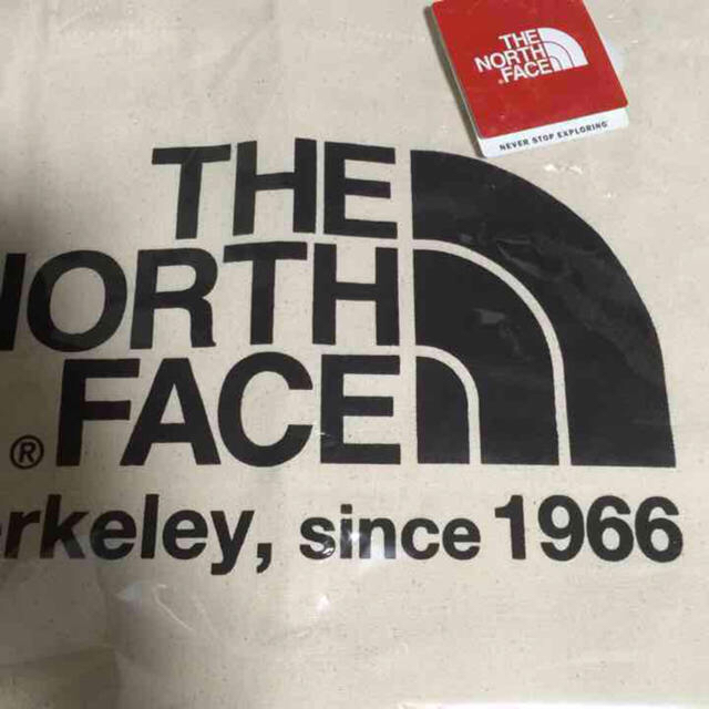 THE NORTH FACE(ザノースフェイス)の新品！ザノースフェイストートバッグ黒色 レディースのバッグ(トートバッグ)の商品写真