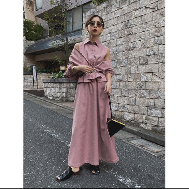 Ameri VINTAGE(アメリヴィンテージ)の専用GENTLEWOMAN OVERLAP DRESS／AMERI レディースのワンピース(ロングワンピース/マキシワンピース)の商品写真