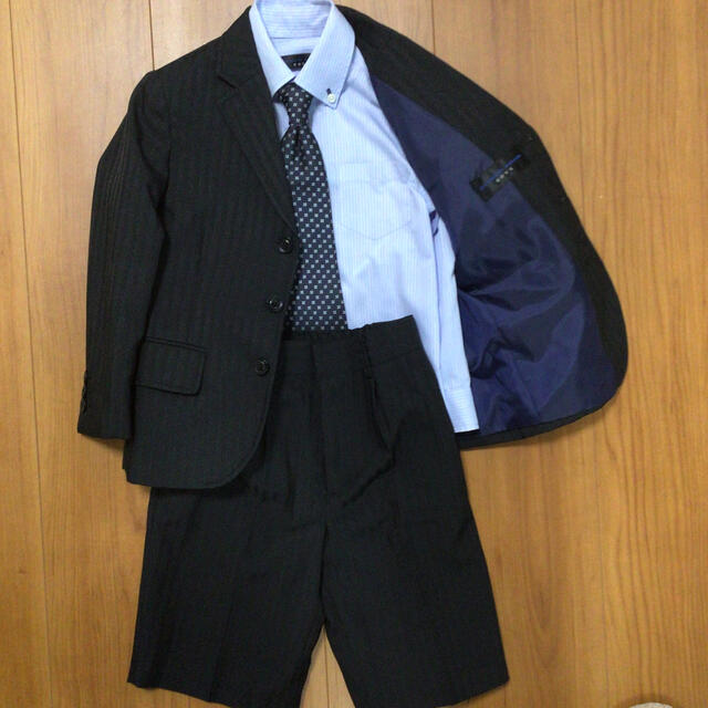 HIROMICHI NAKANO(ヒロミチナカノ)の男の子用スーツセット　110cm Hiromichi Nakano キッズ/ベビー/マタニティのキッズ服男の子用(90cm~)(ドレス/フォーマル)の商品写真