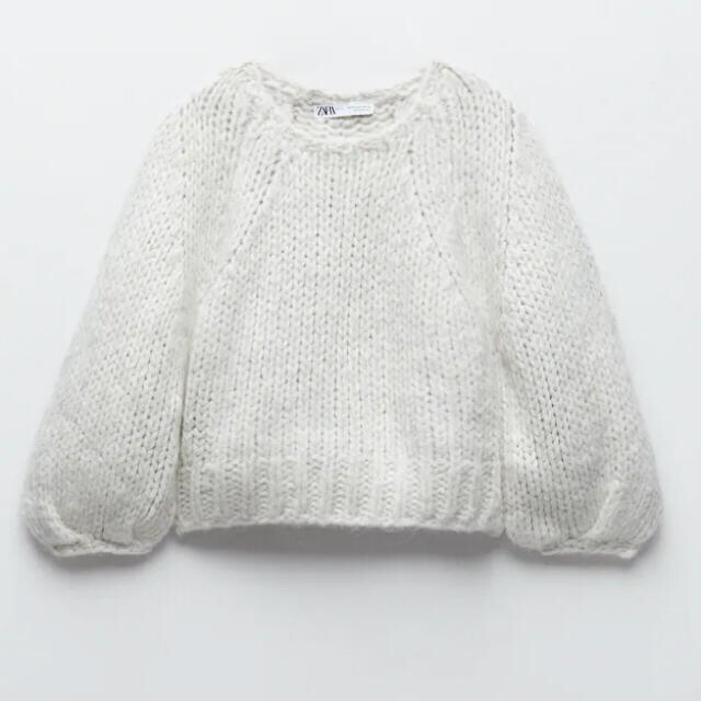 ZARA(ザラ)の新品　zara ウール調生地　セーター　ニット　Sサイズ レディースのトップス(ニット/セーター)の商品写真