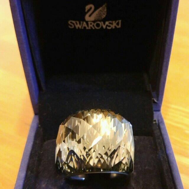SWAROVSKI(スワロフスキー)のスワロフスキー リング 指輪 レディースのアクセサリー(リング(指輪))の商品写真