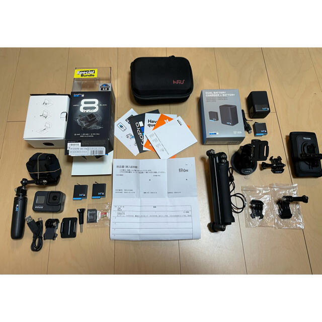 GoPro(ゴープロ)のGoPro Hero8 Black Bundleセット + アクセサリー スマホ/家電/カメラのカメラ(ビデオカメラ)の商品写真