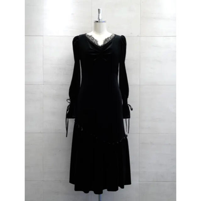 SNIDEL(スナイデル)のherlipto lux velour lace midi dress M💟 レディースのワンピース(ロングワンピース/マキシワンピース)の商品写真