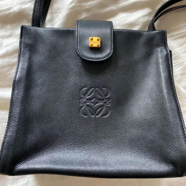 LOEWE(ロエベ)のロエベのショルダーバック レディースのバッグ(ショルダーバッグ)の商品写真