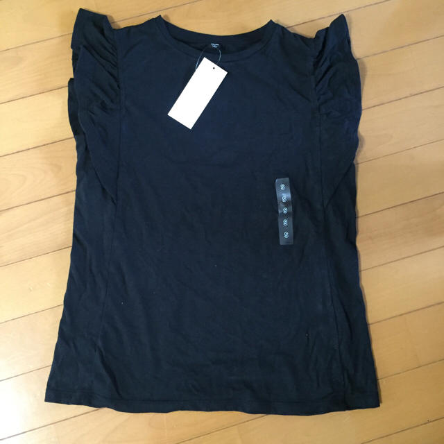 UNIQLO(ユニクロ)のユニクロ☆フリルスリーブTシャツ レディースのトップス(Tシャツ(半袖/袖なし))の商品写真