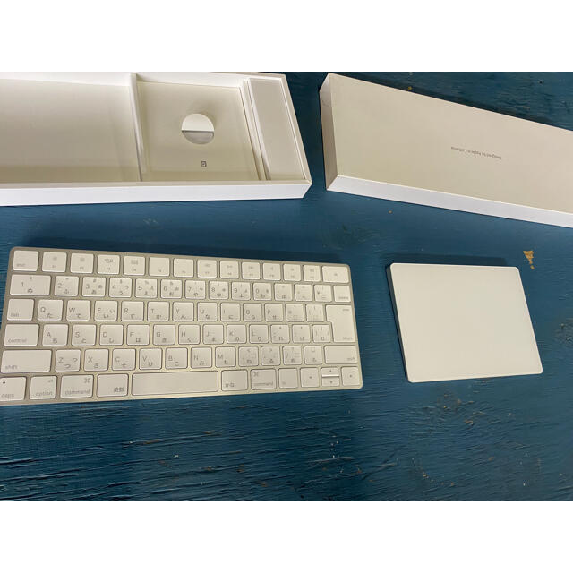 Apple(アップル)のApple Magic KeyBoard jis TrackPad2 スマホ/家電/カメラのPC/タブレット(PC周辺機器)の商品写真