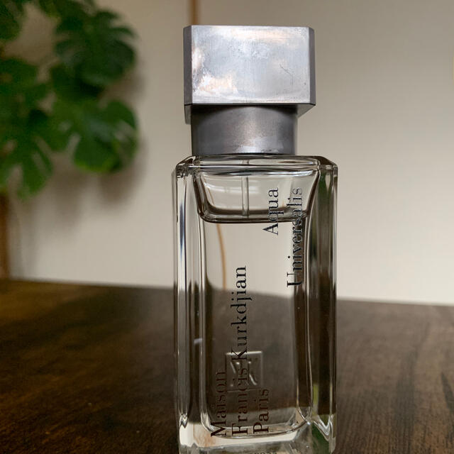 Maison Francis Kurkdjian(メゾンフランシスクルジャン)のアクア ユニヴェルサリス オードトワレ 35ml コスメ/美容の香水(ユニセックス)の商品写真