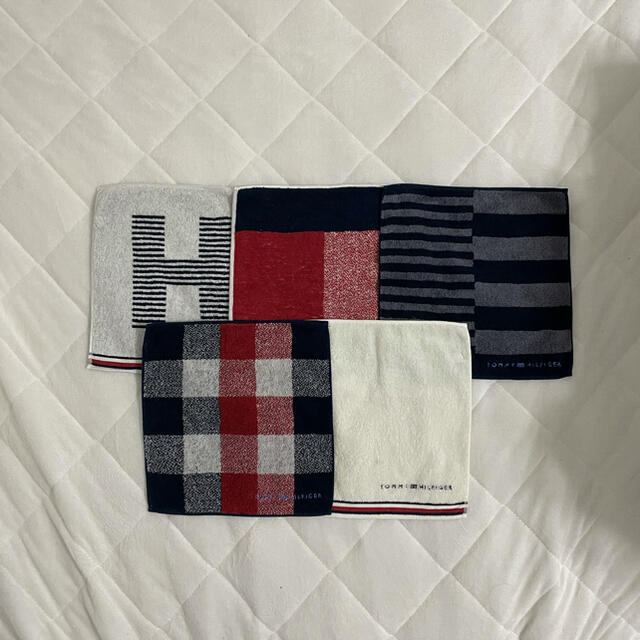 TOMMY HILFIGER(トミーヒルフィガー)の【未使用品】TOMMYハンカチ５枚セット ハンドメイドのファッション小物(ハンカチ/バンダナ)の商品写真