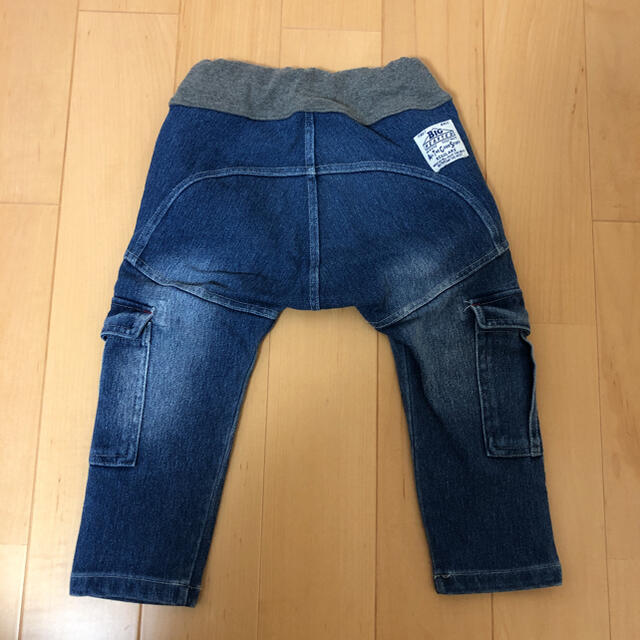 F.O.KIDS(エフオーキッズ)のデニムパンツ95 キッズ/ベビー/マタニティのキッズ服男の子用(90cm~)(パンツ/スパッツ)の商品写真