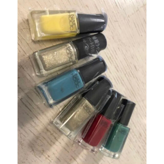 NAIL HOLIC(ネイルホリック)のネイルホリック 6色 コスメ/美容のネイル(マニキュア)の商品写真