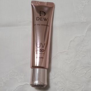 デュウ(DEW)のお値下げしました☆新品DEW UVデイエッセンス　40g(美容液)