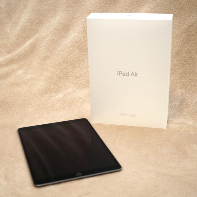 iPad Air3 (第3世代) 64GB Wi-Fiモデル ケース付 - arturnogueira.sp