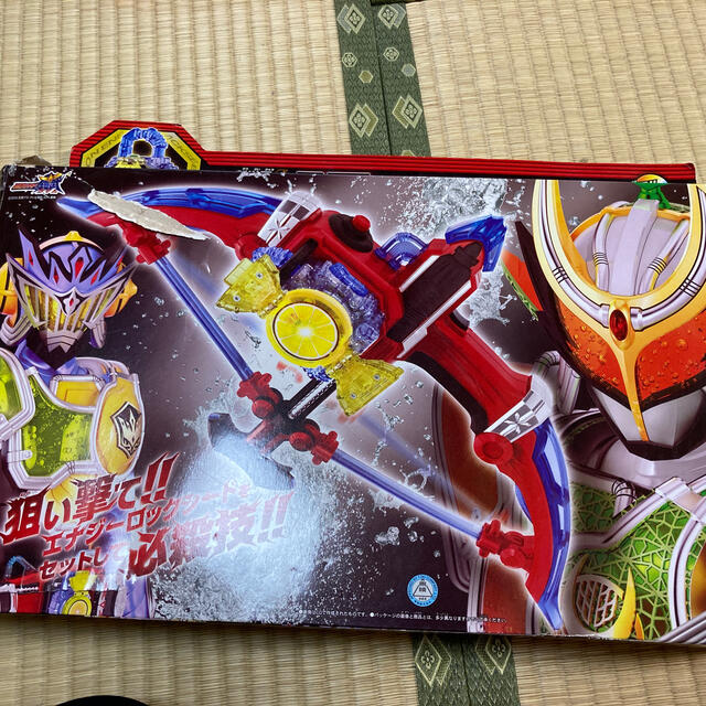 BANDAI(バンダイ)の仮面ライダー　ガイム　DXソニックアロー エンタメ/ホビーのフィギュア(特撮)の商品写真