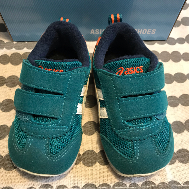 asics(アシックス)のASICS SUKU SUKU アイダホ　ベビーシューズ キッズ/ベビー/マタニティのベビー靴/シューズ(~14cm)(スニーカー)の商品写真