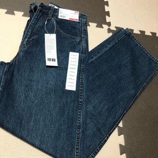 ユニクロ(UNIQLO)のタグ付き　ユニクロ  ワイドフィットカーブジーンズ(デニム/ジーンズ)