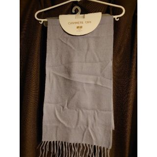 ユニクロ(UNIQLO)の【冬物最終お値下げ】ユニクロ　カシミヤ100％　マフラー　176✕25cm(マフラー/ショール)