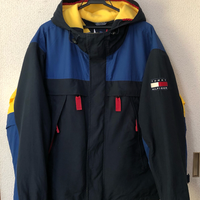 TOMMY HILFIGER(トミーヒルフィガー)のトミーヒルフィガー  マウンテンパーカー  セーリングジャケット メンズのジャケット/アウター(マウンテンパーカー)の商品写真