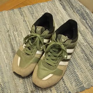 アディダス(adidas)のアディダス シューズ(スニーカー)