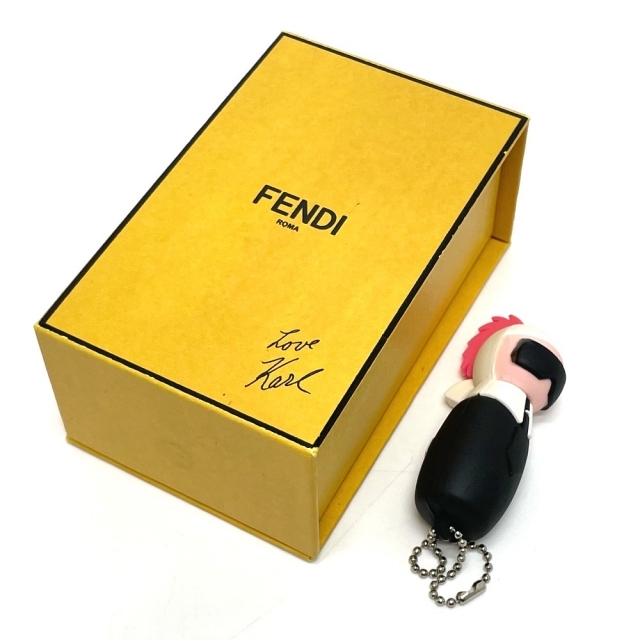 FENDI(フェンディ)のフェンディ FENDI カール ラガーフェルド USBメモリー キーホルダー ラバー ブラック ブラック レディースのファッション小物(キーホルダー)の商品写真