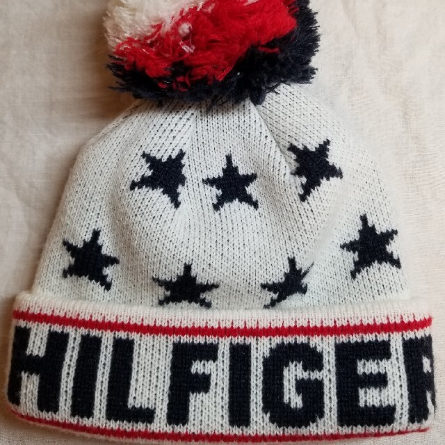 TOMMY HILFIGER(トミーヒルフィガー)のTOMMY HILFIGER ニット帽 キッズ/ベビー/マタニティのこども用ファッション小物(帽子)の商品写真