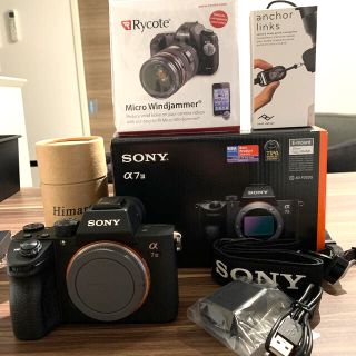 ソニー(SONY)の【美品】Sony a7iii ボディ＋付属品+おまけ3点セット(デジタル一眼)