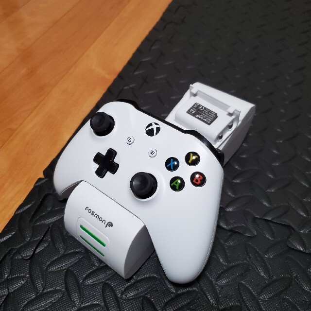 Xbox(エックスボックス)のxbox one コントローラー 他 スマホ/家電/カメラのPC/タブレット(PC周辺機器)の商品写真