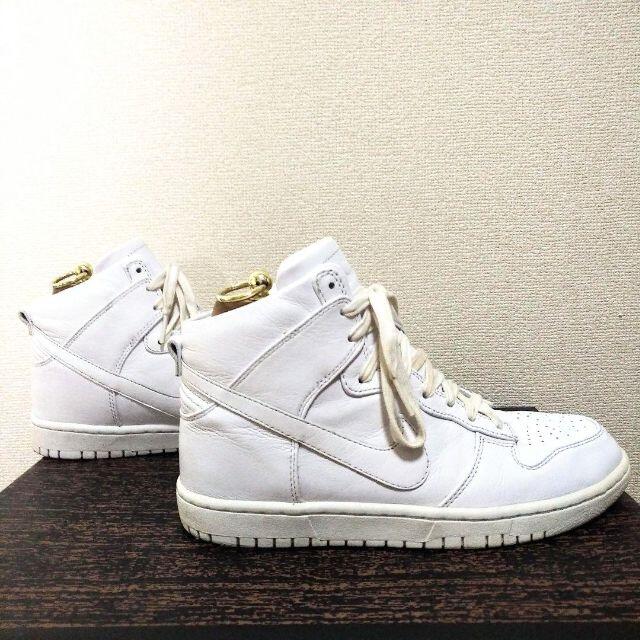 NIKE(ナイキ)の美品 nike dunk 本革 白 レザー NIKELAB 限定 メンズの靴/シューズ(スニーカー)の商品写真