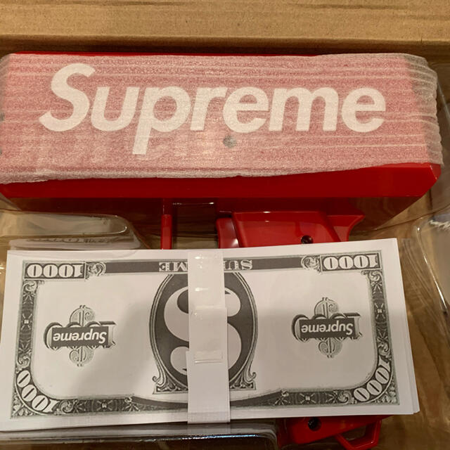 Supreme(シュプリーム)の新品未使用 17SS Supreme Money Gun マネー ガン ハンドメイドのおもちゃ(その他)の商品写真