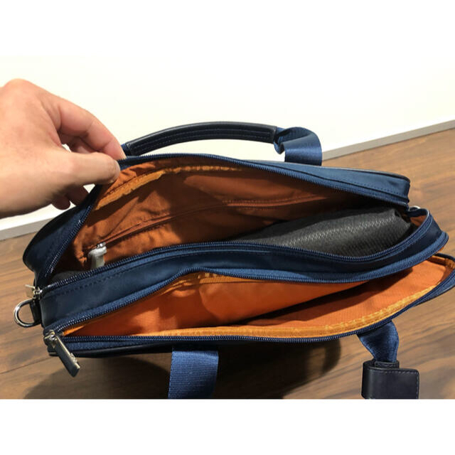 【新品】ビジネスバック　ネイビー メンズのバッグ(ビジネスバッグ)の商品写真
