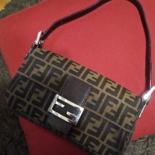 フェンディ(FENDI)のFENDI マンマバケット ズッカ柄 ショルダーバッグ(ショルダーバッグ)