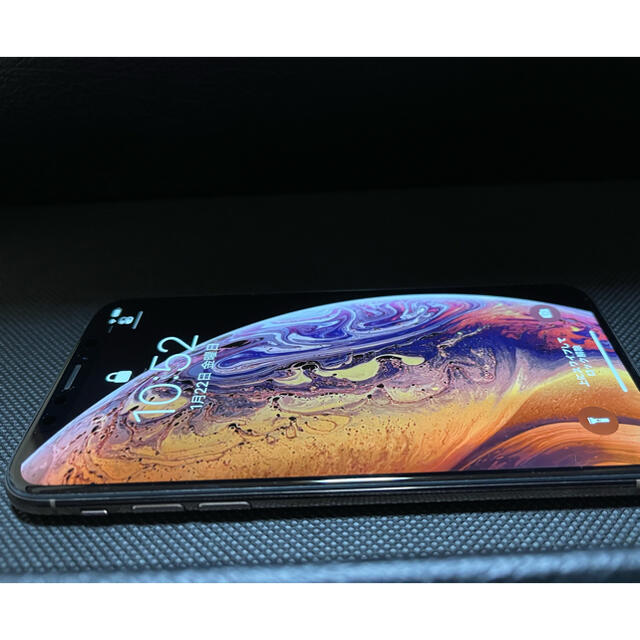 iPhone(アイフォーン)のiPhone xs 64GB 箱付き　SIMフリー スマホ/家電/カメラのスマートフォン/携帯電話(スマートフォン本体)の商品写真