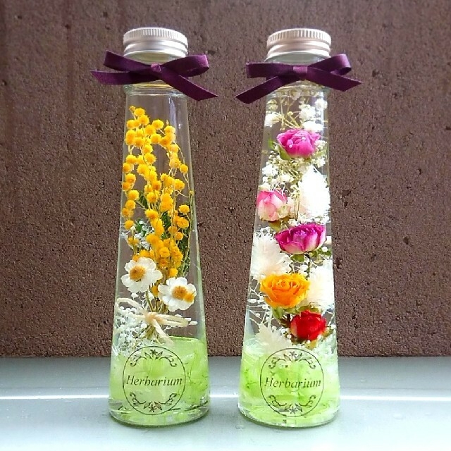 ハーバリウム ナチュラル系【ミモザのブーケとカラフル薔薇の2本セット ... ハーバリウム ナチュラル系【ピンクの薔薇のナチュラルボトル】