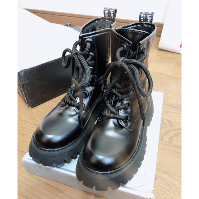 厚底ショートブーツ 24㎝　韓国ファッション レディースの靴/シューズ(ブーツ)の商品写真